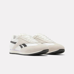 Reebok World 70 Womens Shoe