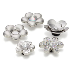 Crocs Jibbitz Monochrome Silver Flowers 5 Pack - SPORTFIRST HERVEY BAY