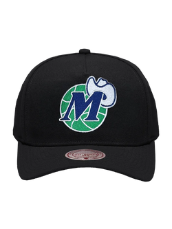 Mitchell & Ness - Dallas Mavericks Evergreen Pro Pinch Snapback